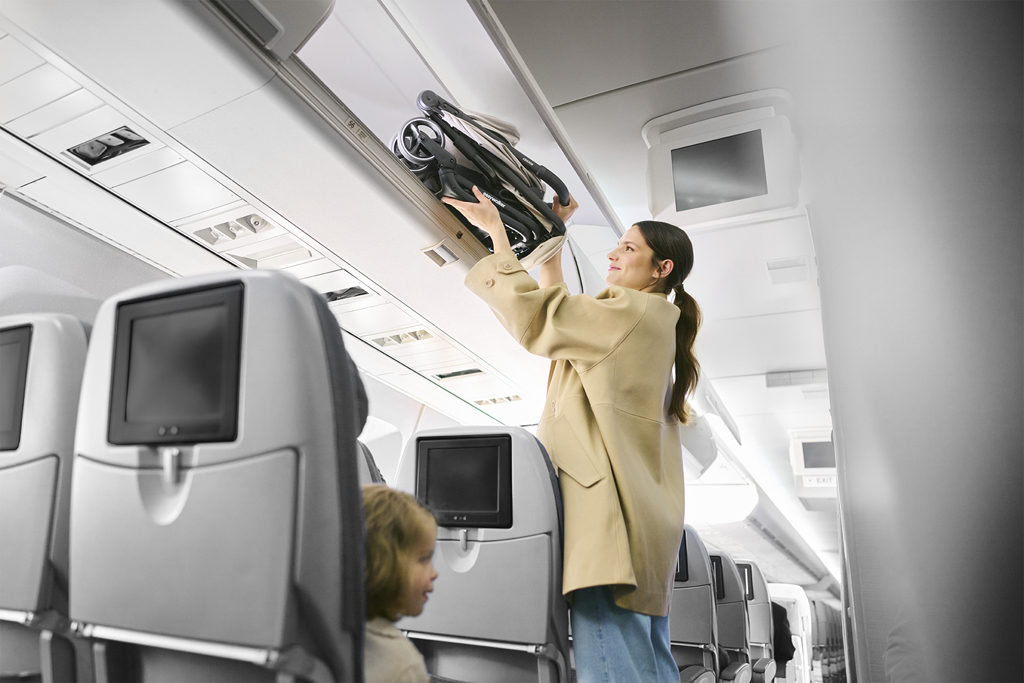 EASYWALKER Kočárek kombinovaný Rockey S Pure Black