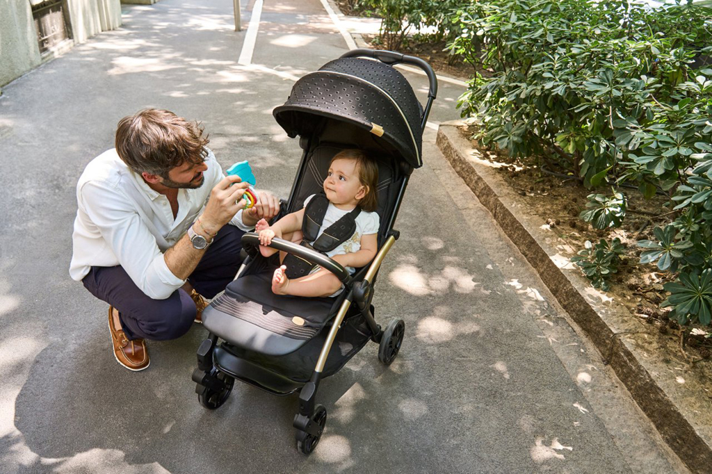 CHICCO Kočárek sportovní Goody Xplus - Black Re_Lux Eco+