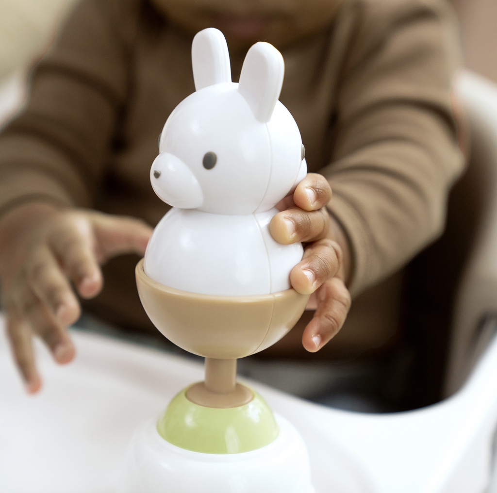 INGENUITY Podsedák na židli 2v1 Baby Base Cashmere 6m+ do 22 kg