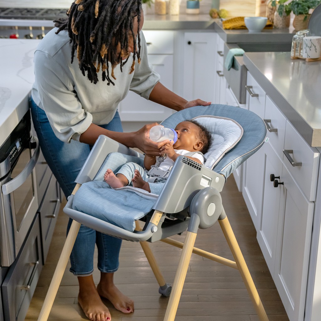 INGENUITY Židle jídelní Deluxe 7v1 Proper Positioner™ Chambray 0m+ do 23 kg