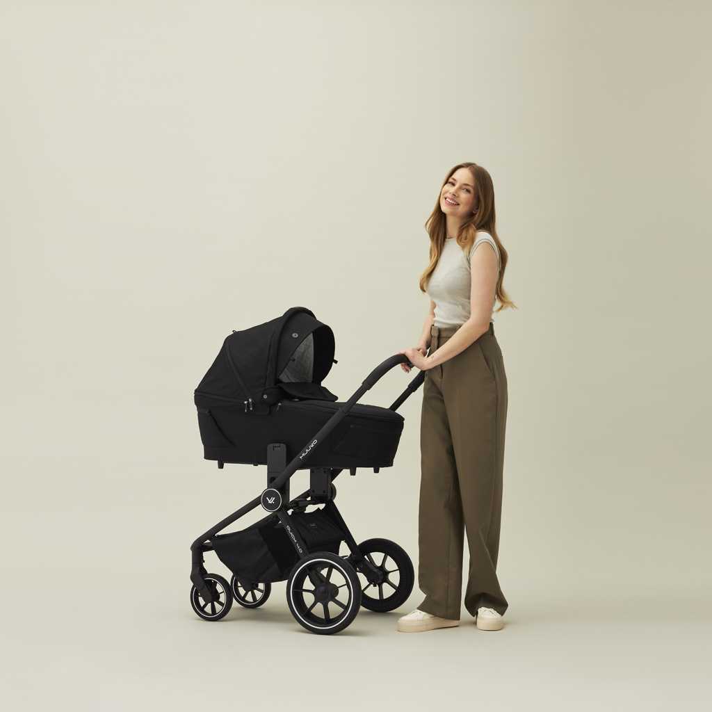 MUUVO Kočárek kombinovaný Quick 4.0 Classic black set 2v1