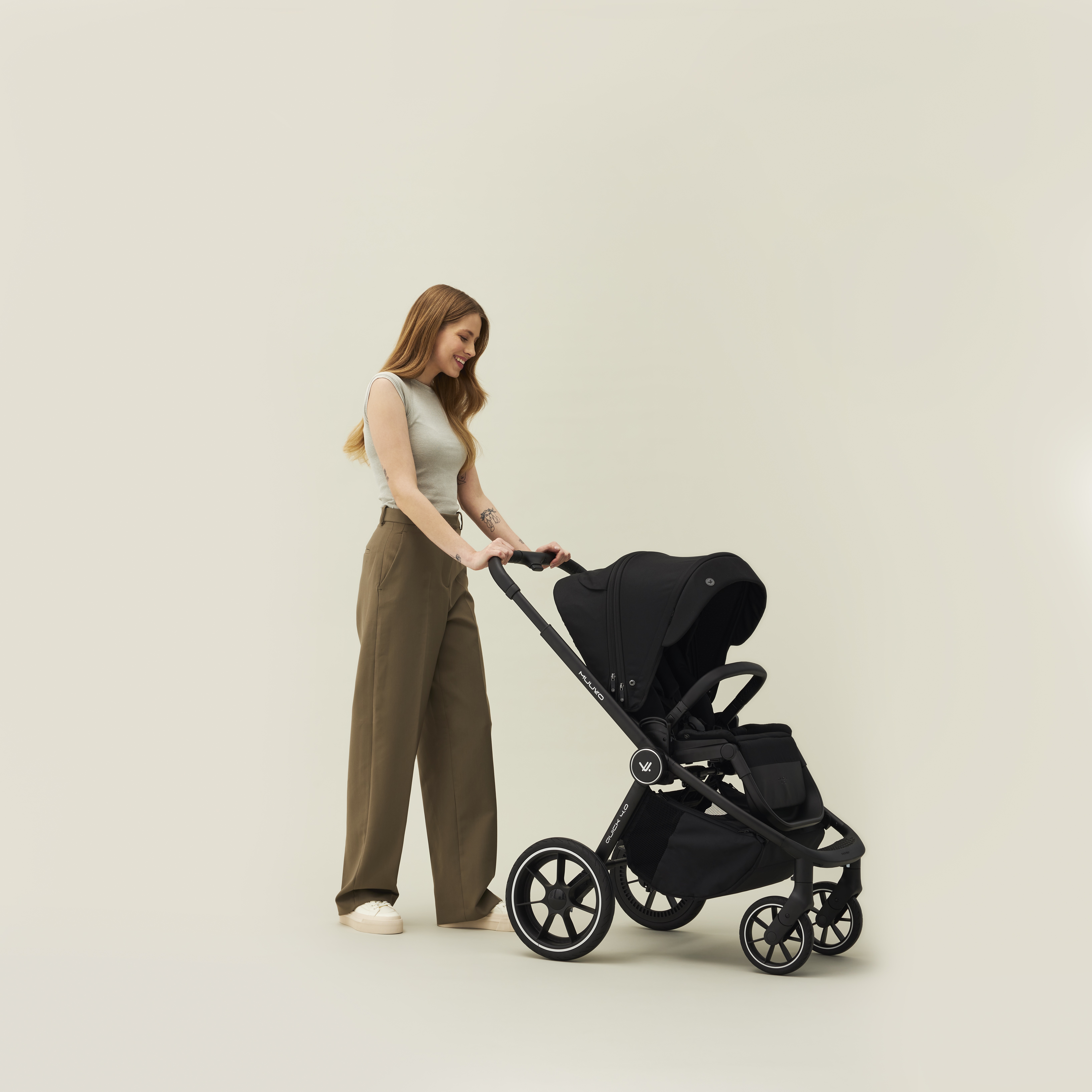 MUUVO Kočárek kombinovaný Quick 4.0 Classic black set 2v1