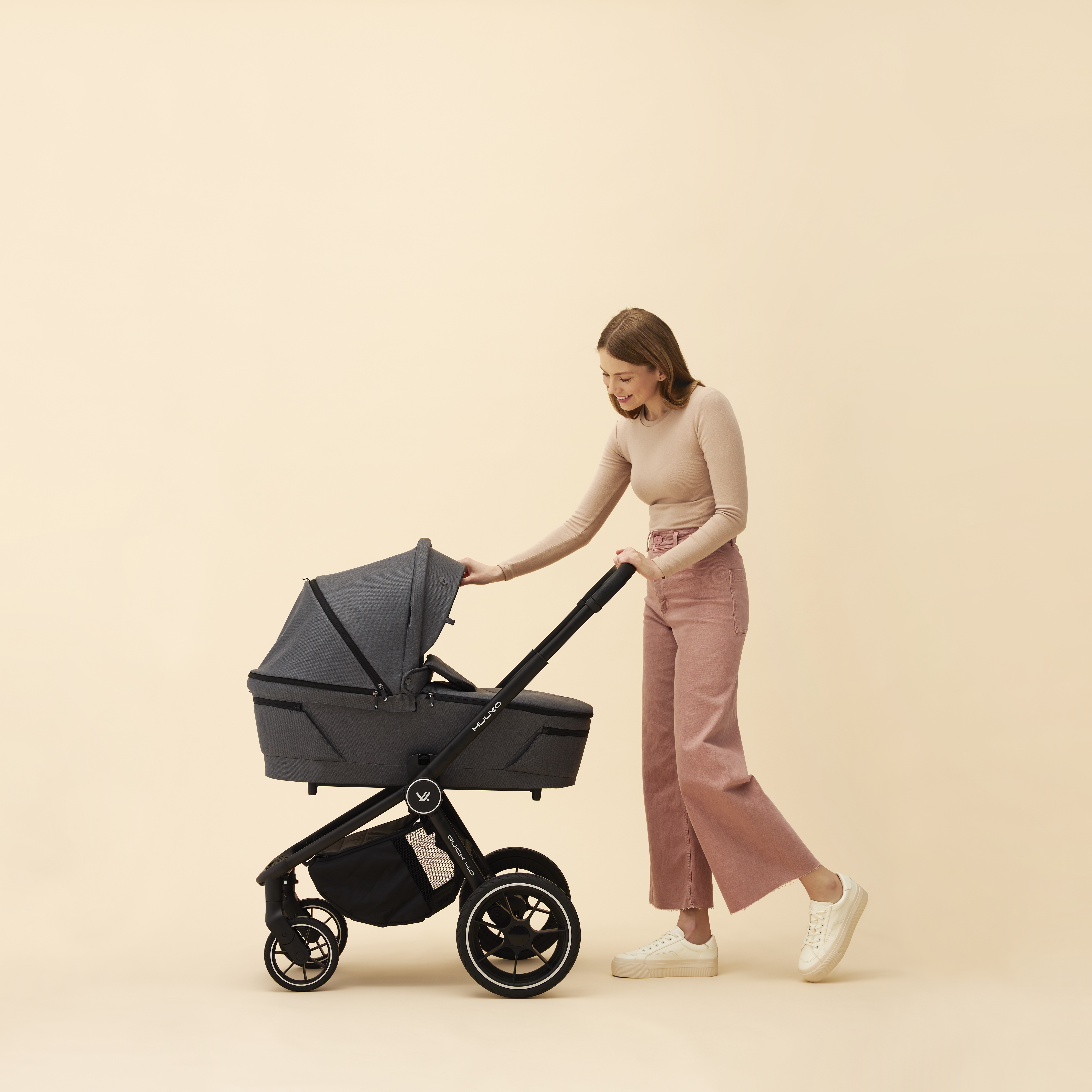 MUUVO Kočárek kombinovaný Quick 4.0 Iron graphite set 2v1