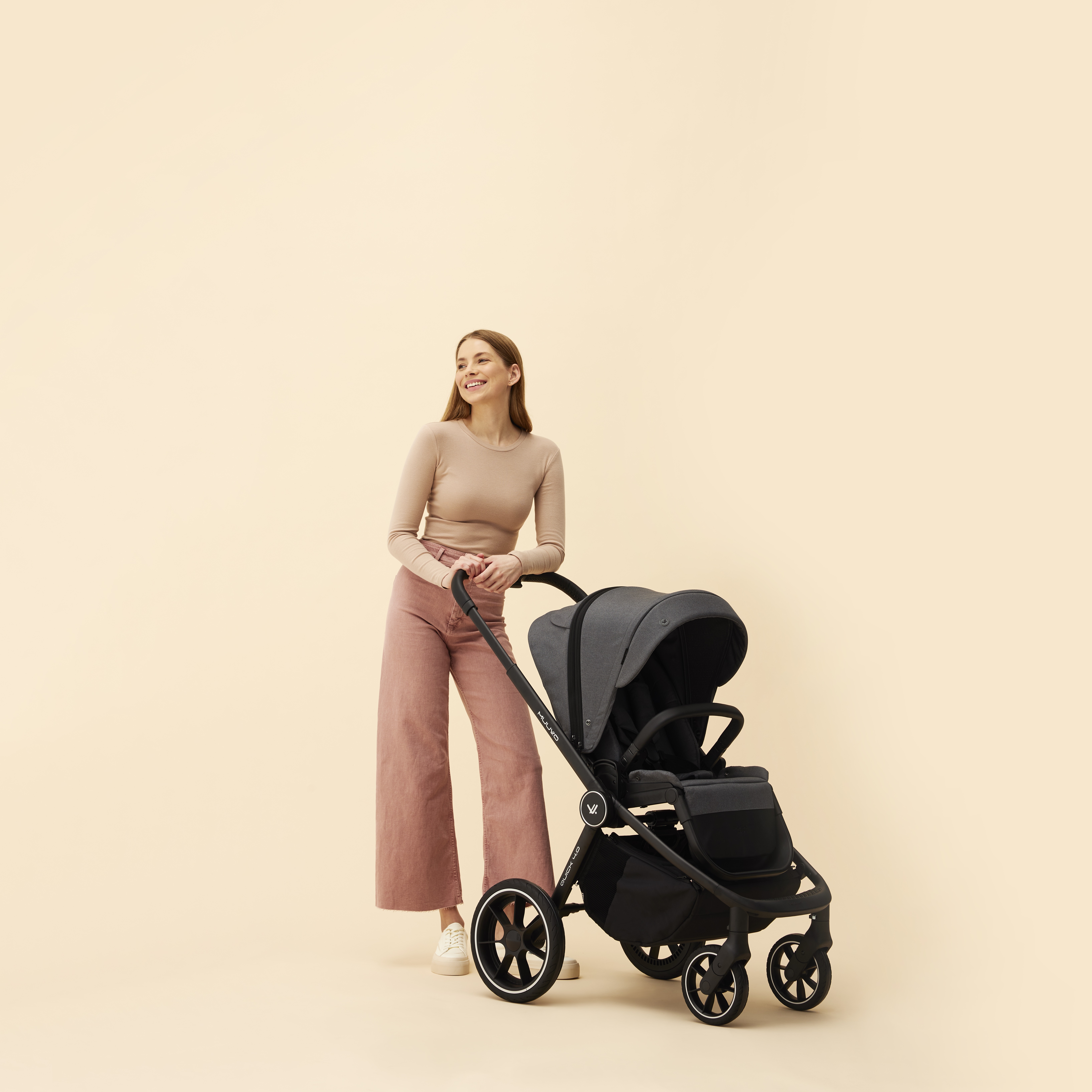 MUUVO Kočárek kombinovaný Quick 4.0 Iron graphite set 2v1