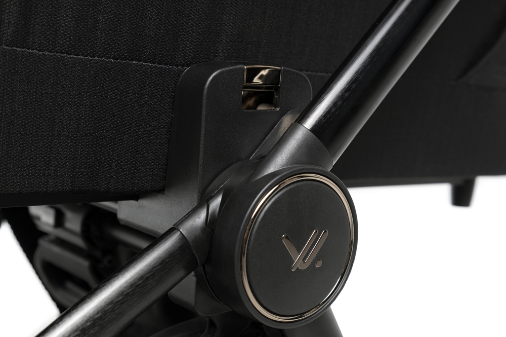 MUUVO Kočárek kombinovaný Quick SE 2 Chromium black set 2v1