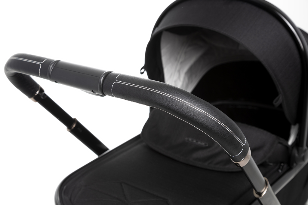 MUUVO Kočárek kombinovaný Quick SE 2 Chromium black set 2v1