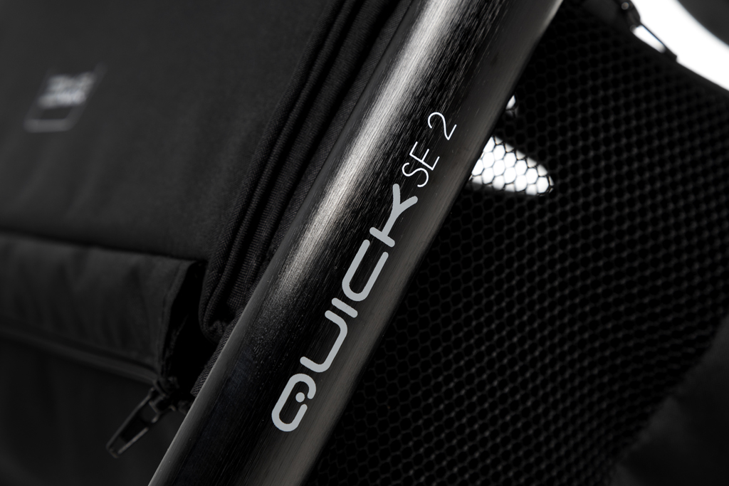 MUUVO Kočárek kombinovaný Quick SE 2 Chromium black set 2v1