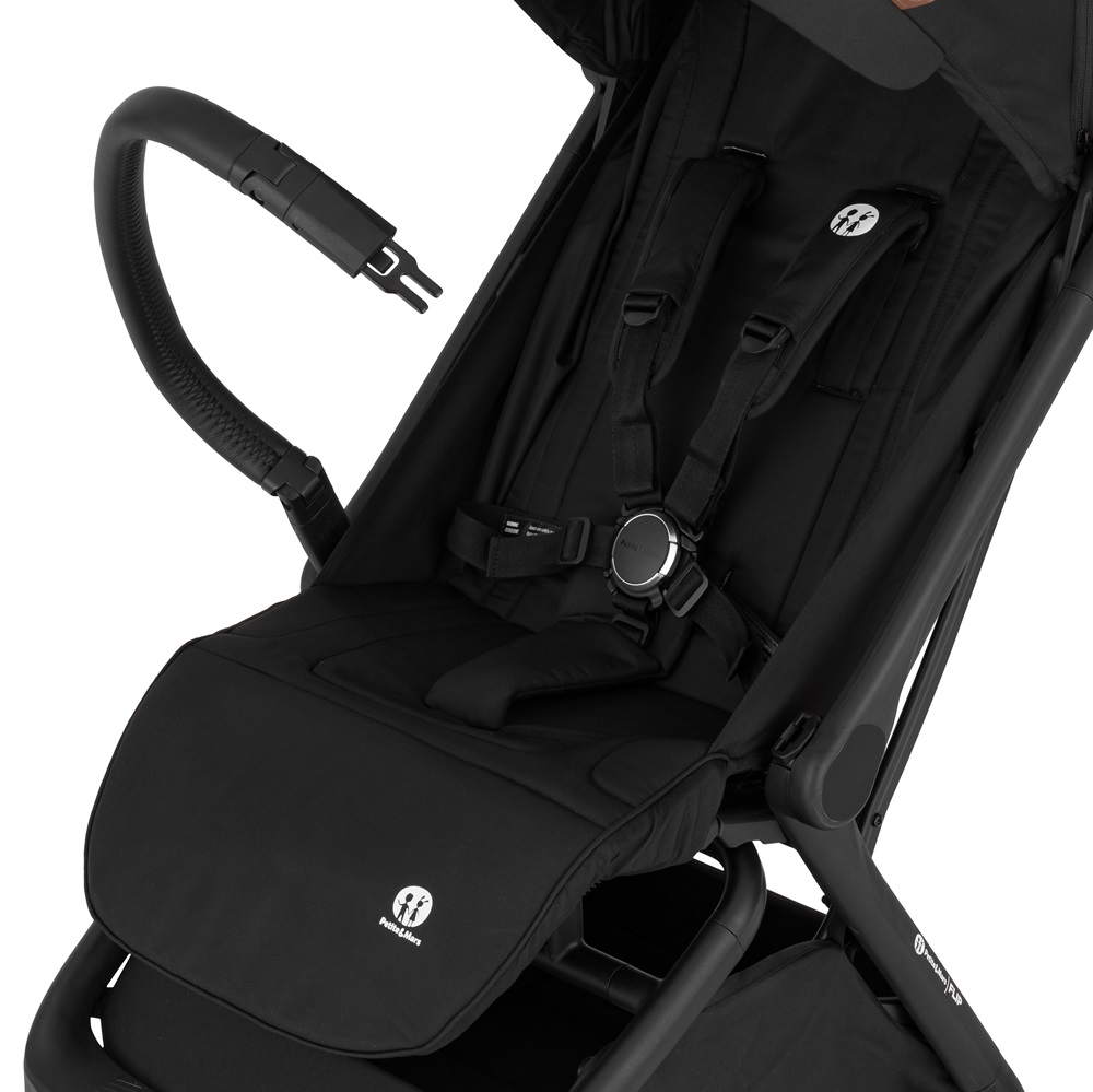 PETITE&amp;MARS Kočárek sportovní Flip Forever Black