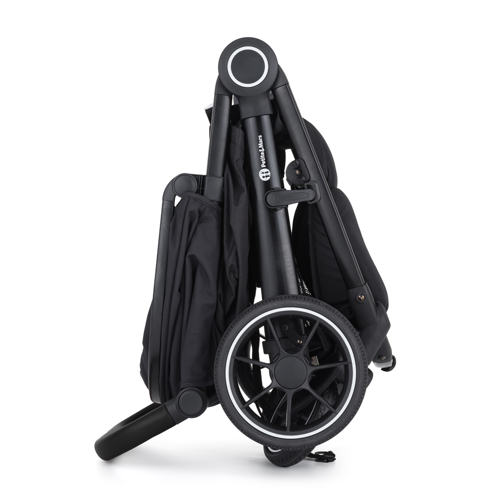 PETITE&amp;MARS Kočárek sportovní Street2 RWS Black Perfect Black