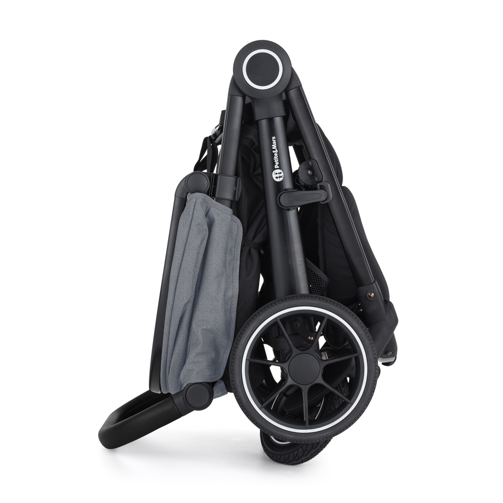 PETITE&amp;MARS Kočárek sportovní Street2 RWS Black Ultimate Grey
