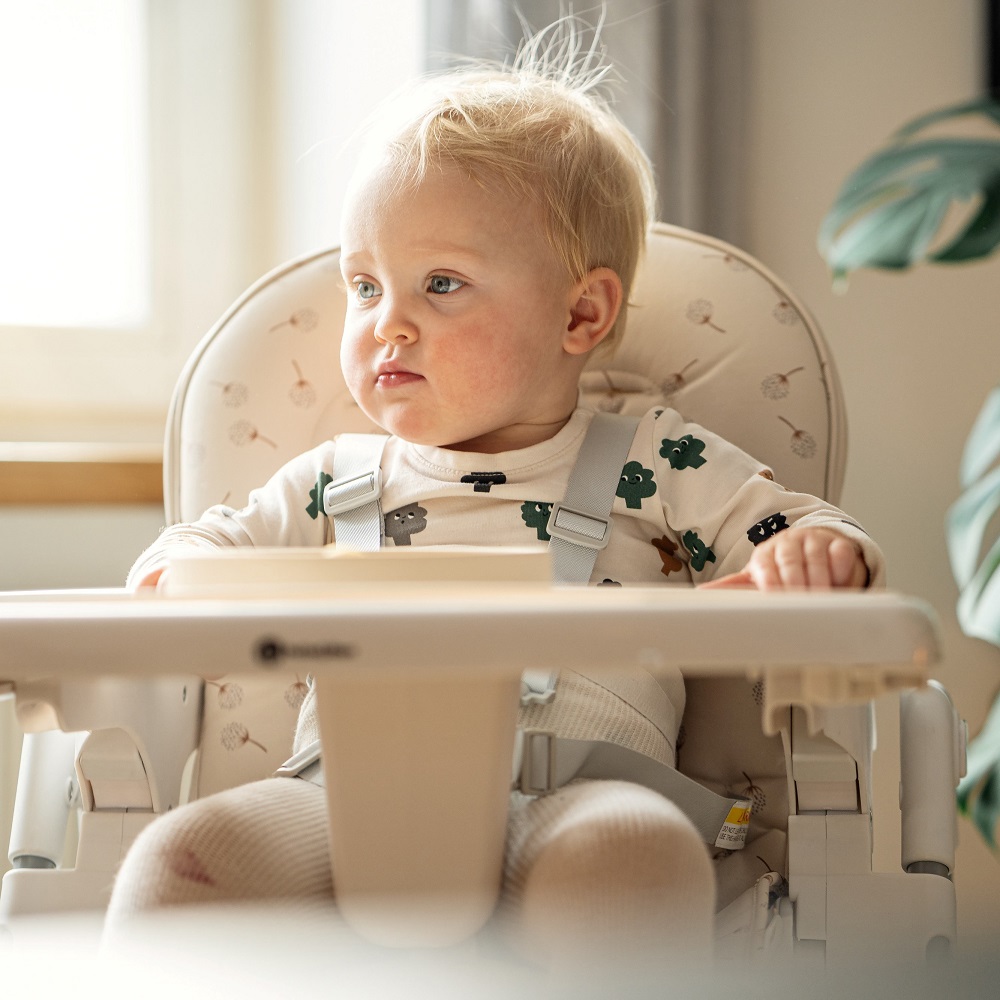 PETITE&amp;MARS Židlička jídelní Gusto Complete Sugar Pink