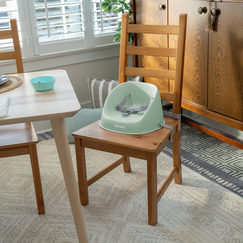 INGENUITY Podsedák na jídelní židličku My Spot™ Green 6m+, do 15kg
