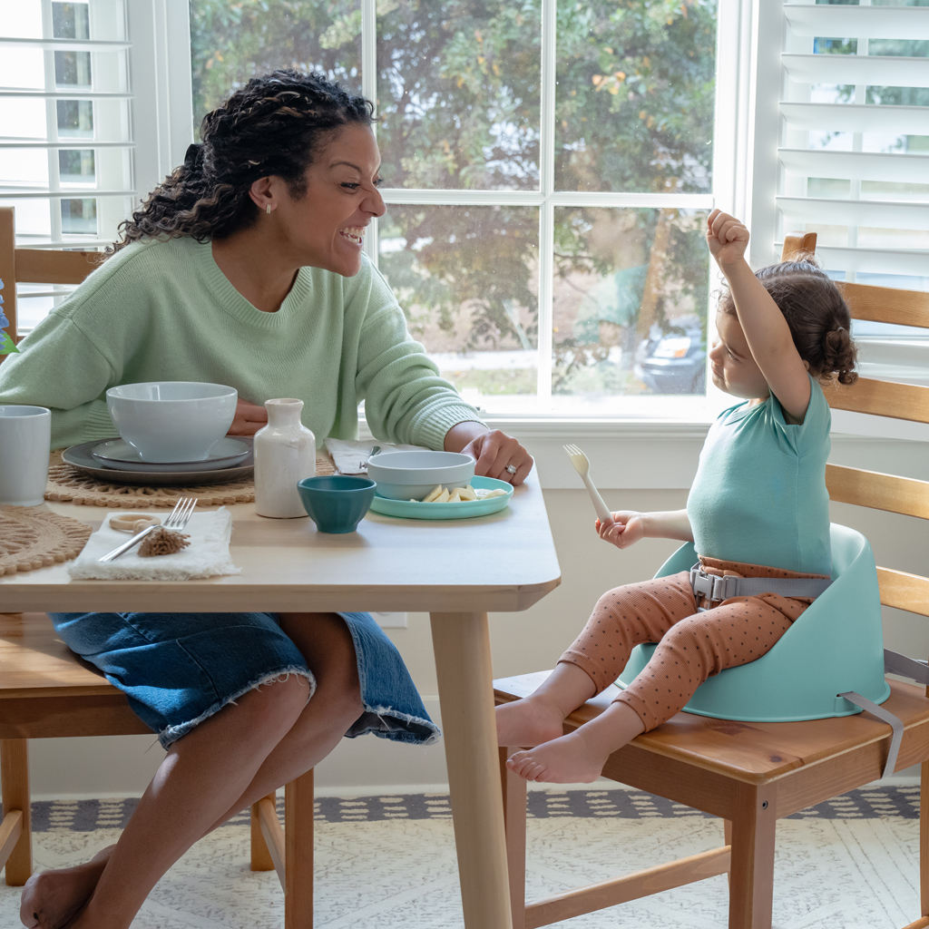 INGENUITY Podsedák na jídelní židličku My Spot™ Teal 6m+, do 15kg