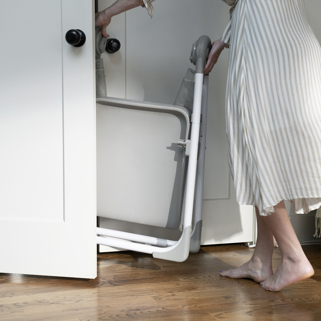 INGENUITY Židlička jídelní multifunkční Soulful Skies™ 0m+ do 23kg