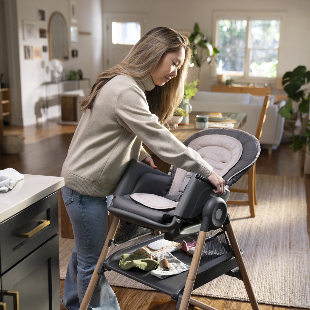 INGENUITY Židlička jídelní multifunkční Wesley™ 0m+ do 23kg