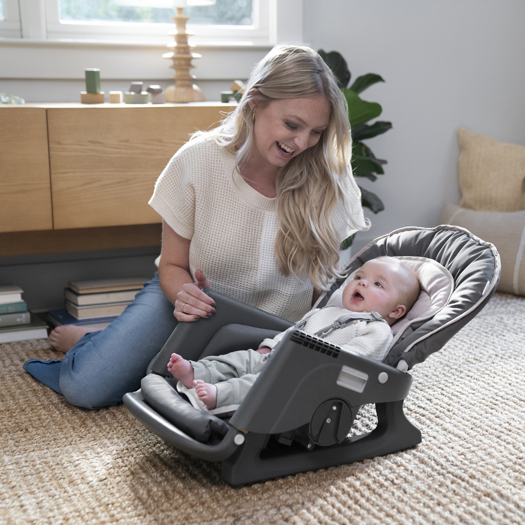 INGENUITY Židlička jídelní multifunkční Wesley™ 0m+ do 23kg