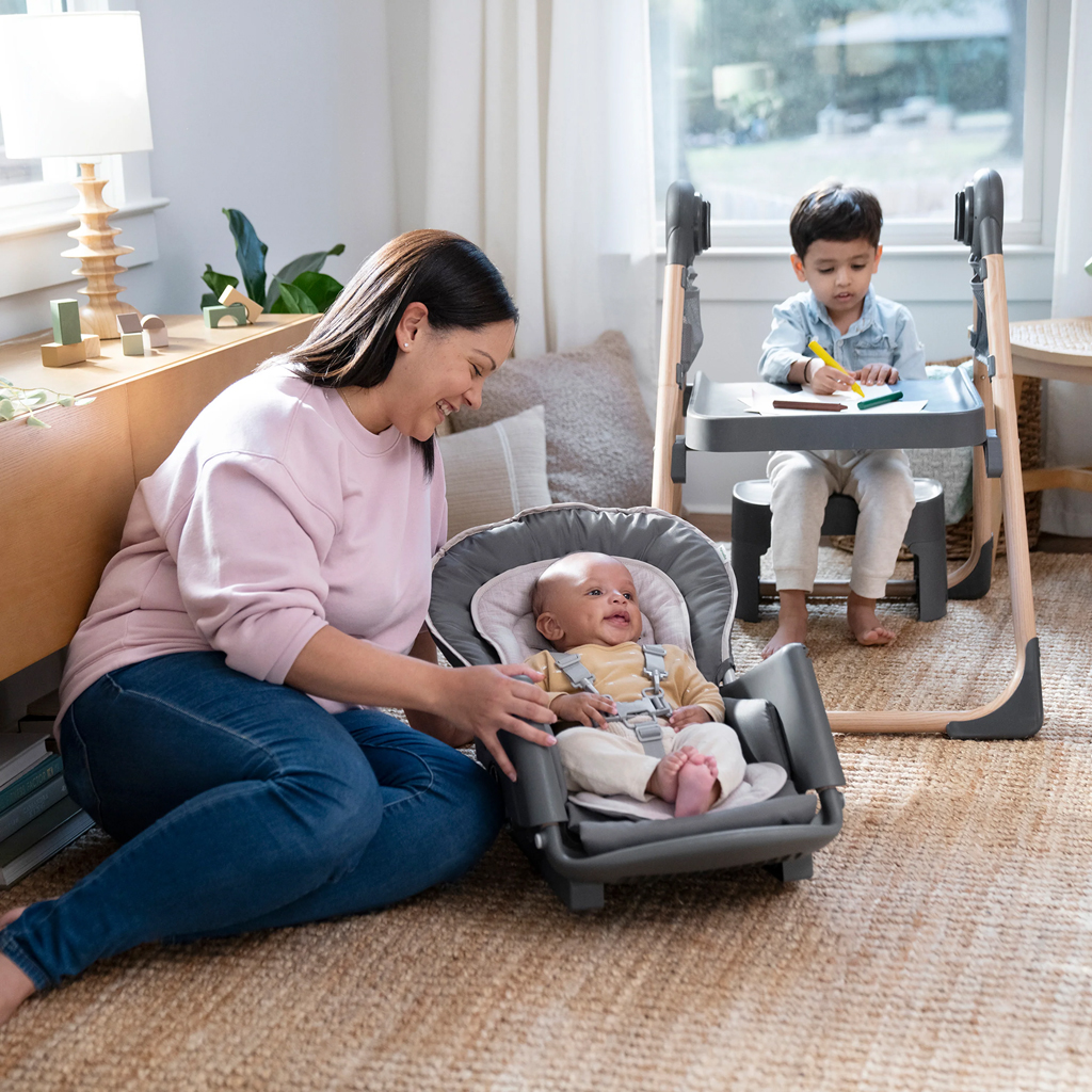 INGENUITY Židlička jídelní multifunkční Wesley™ 0m+ do 23kg