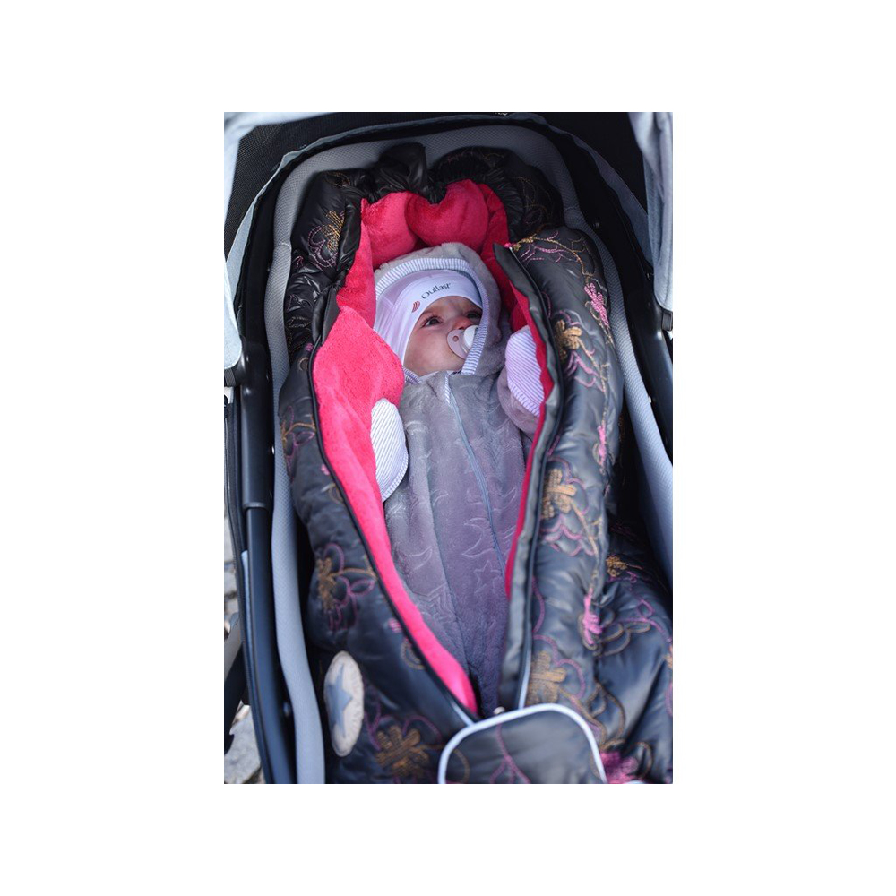 LITTLE ANGEL Fusak Exclusive prošev Mazlík Outlast® 45x90cm,50x100cm černá kytky/růžová