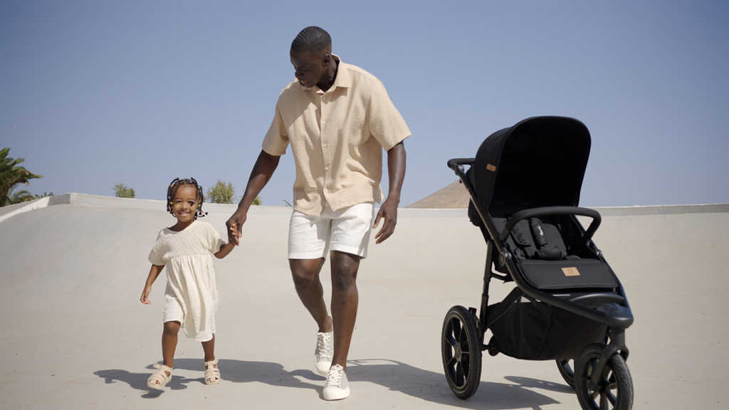 LIONELO Kočárek sportovní Azura Green Forest