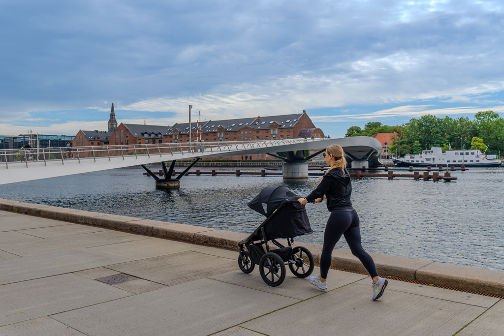 LIONELO Kočárek sportovní Azura Grey Stone