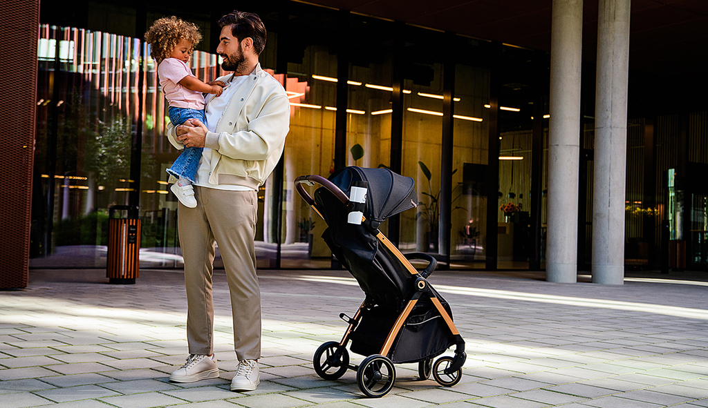 LIONELO Kočárek sportovní Ingrid Green Emerald