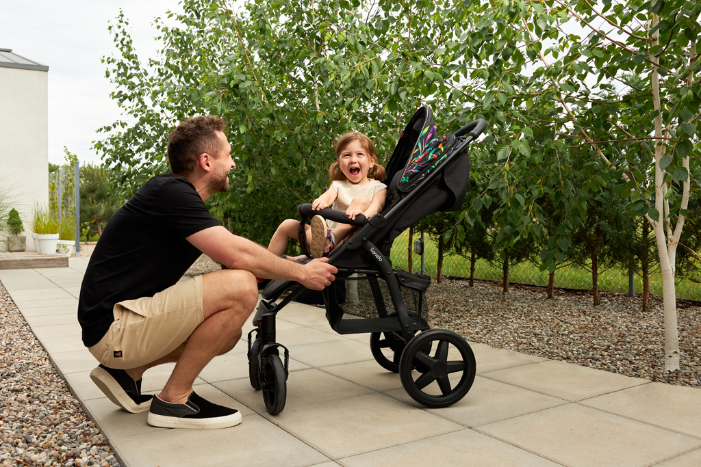 LIONELO Kočárek sportovní Annet Plus Dreamin