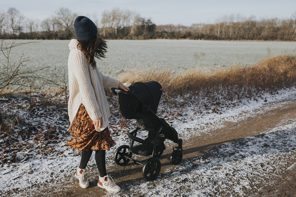 LIONELO Kočárek sportovní Annet Plus Green Forest