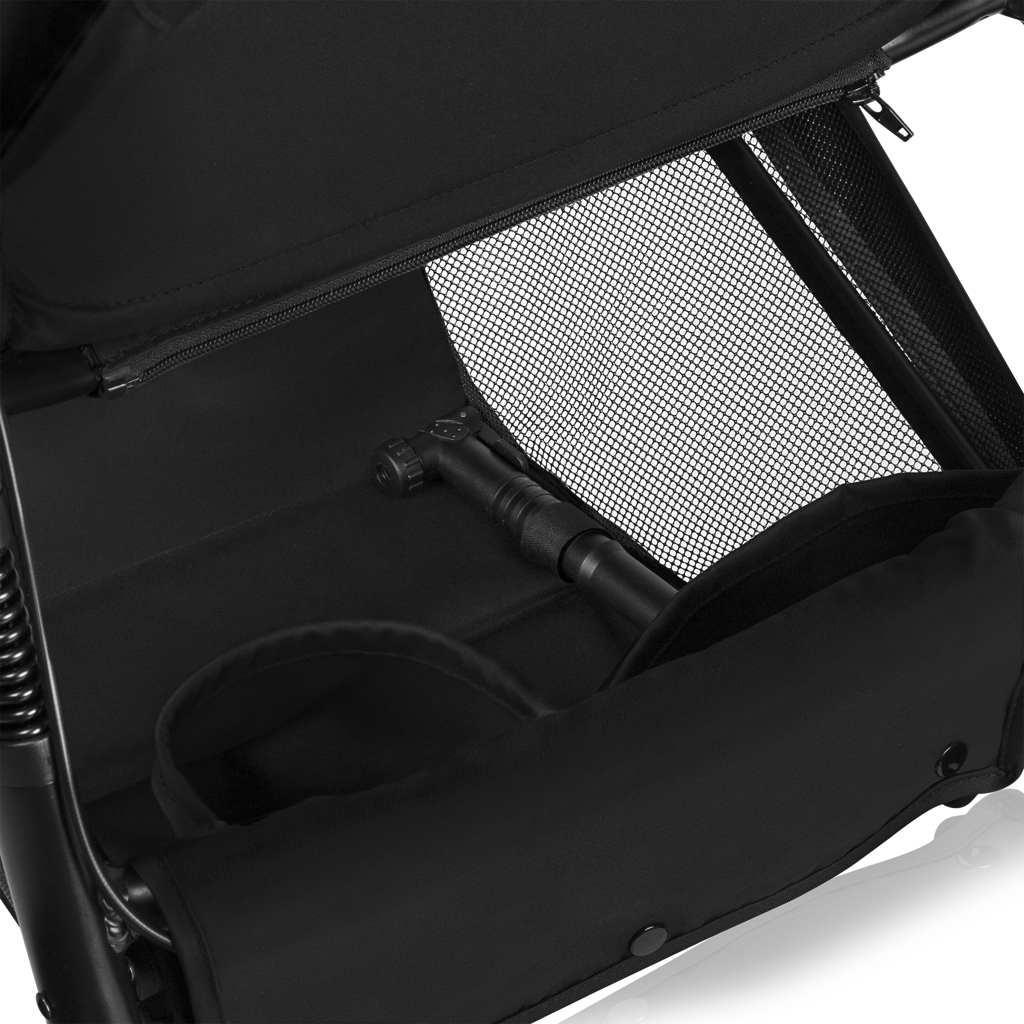 LIONELO Kočárek sportovní Azura Black Onyx