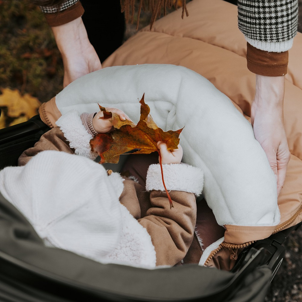 PETITE&amp;MARS Fusak 4v1 Comfy Elegant Caramel + rukávník Jasie Charcoal Grey