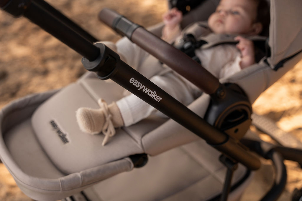 EASYWALKER Kočárek kombinovaný Jimmey Explore Pearl Taupe AIR + KIDDY Evoluna i-size 2 + Základna