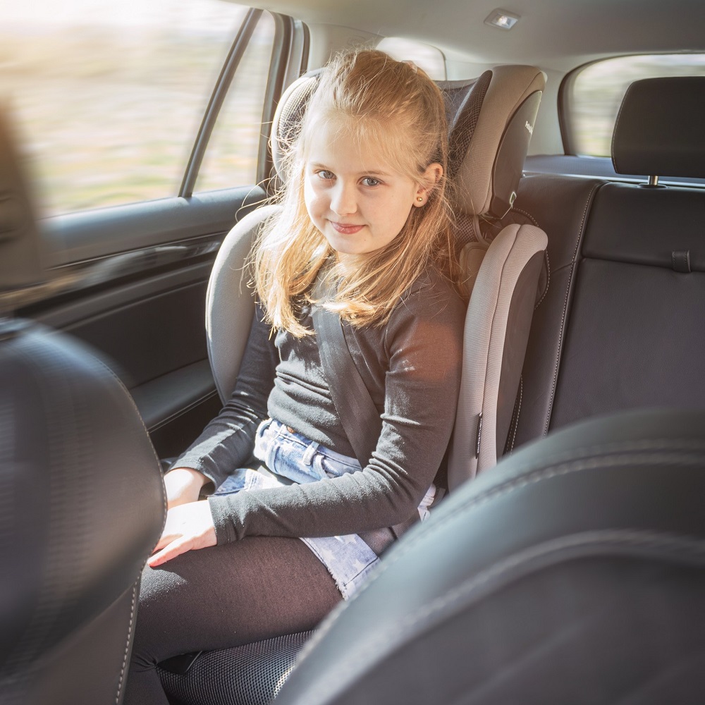 PETITE&amp;MARS Autosedačka Elite Fix Pro i-Size Grey Air 100-150 cm (15-36 kg)