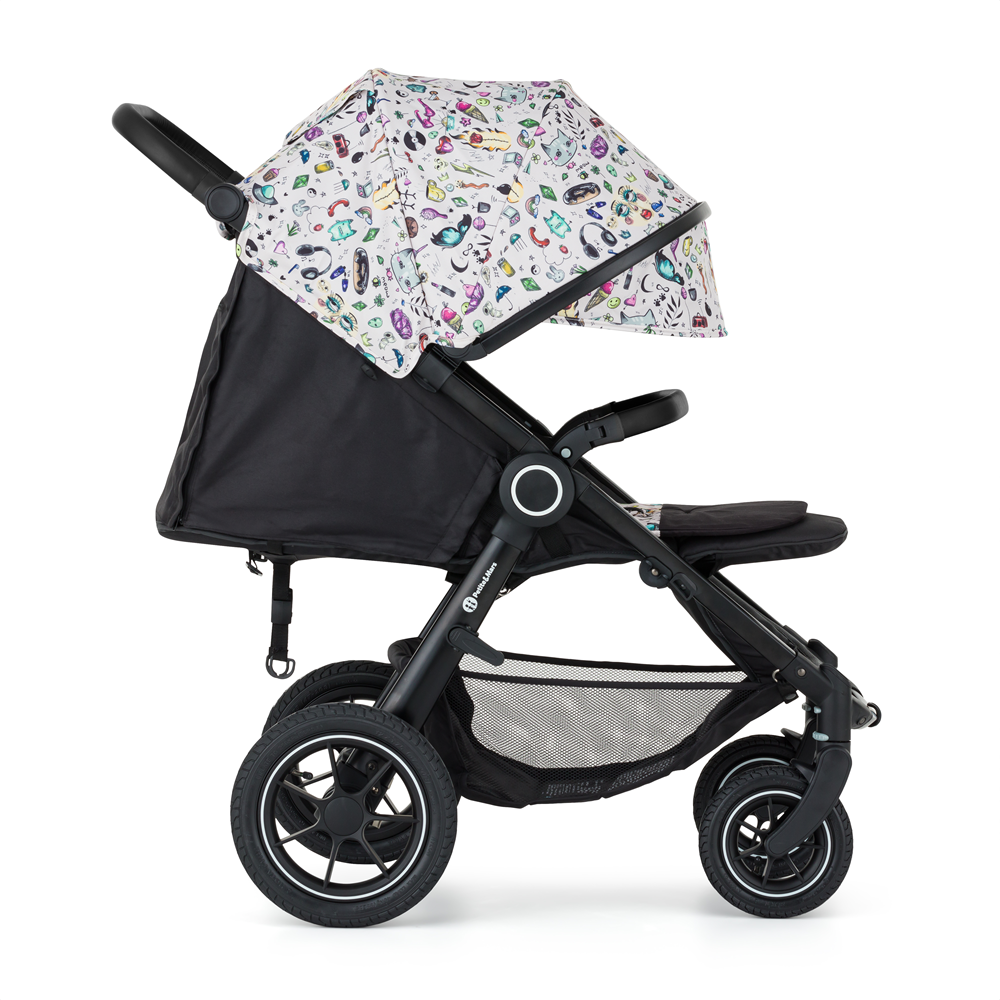 PETITE&amp;MARS Kočárek sportovní Street2 Air Black Limited 100 Tattoo Complete