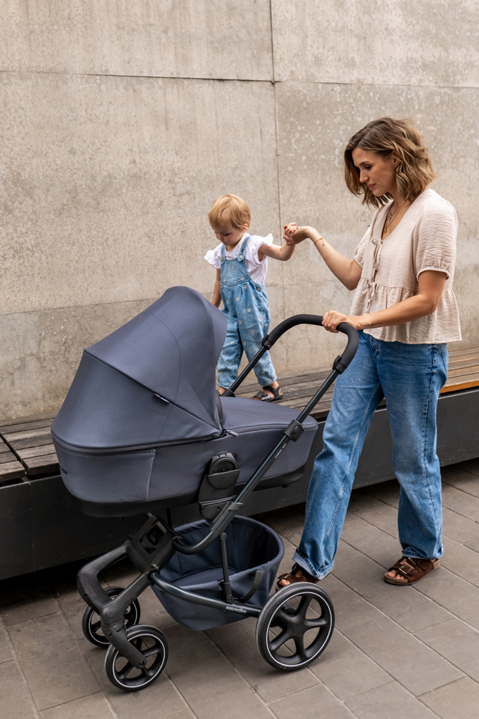 EASYWALKER Set XL kočárek kombinovaný Harvey NXT s příslušenstvím Eclipse Black