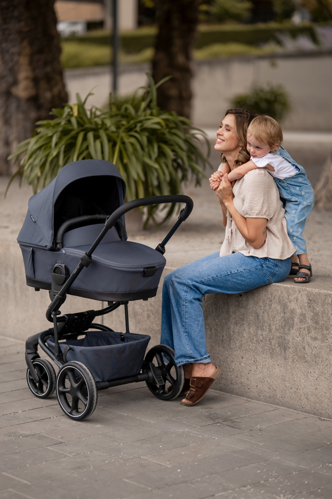 EASYWALKER Set XL kočárek kombinovaný Harvey NXT s příslušenstvím Eclipse Black